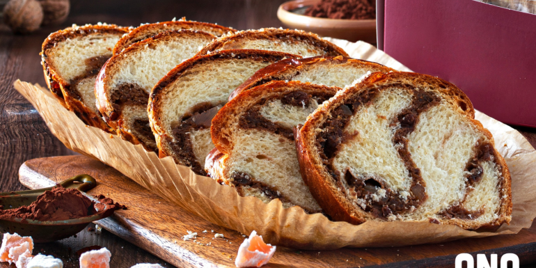 Cozonaci pentru masa de Paste