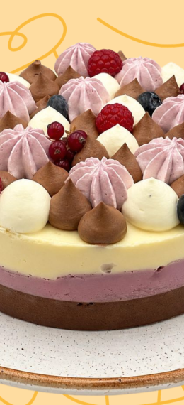 Tort Mousse Fructe de Padure